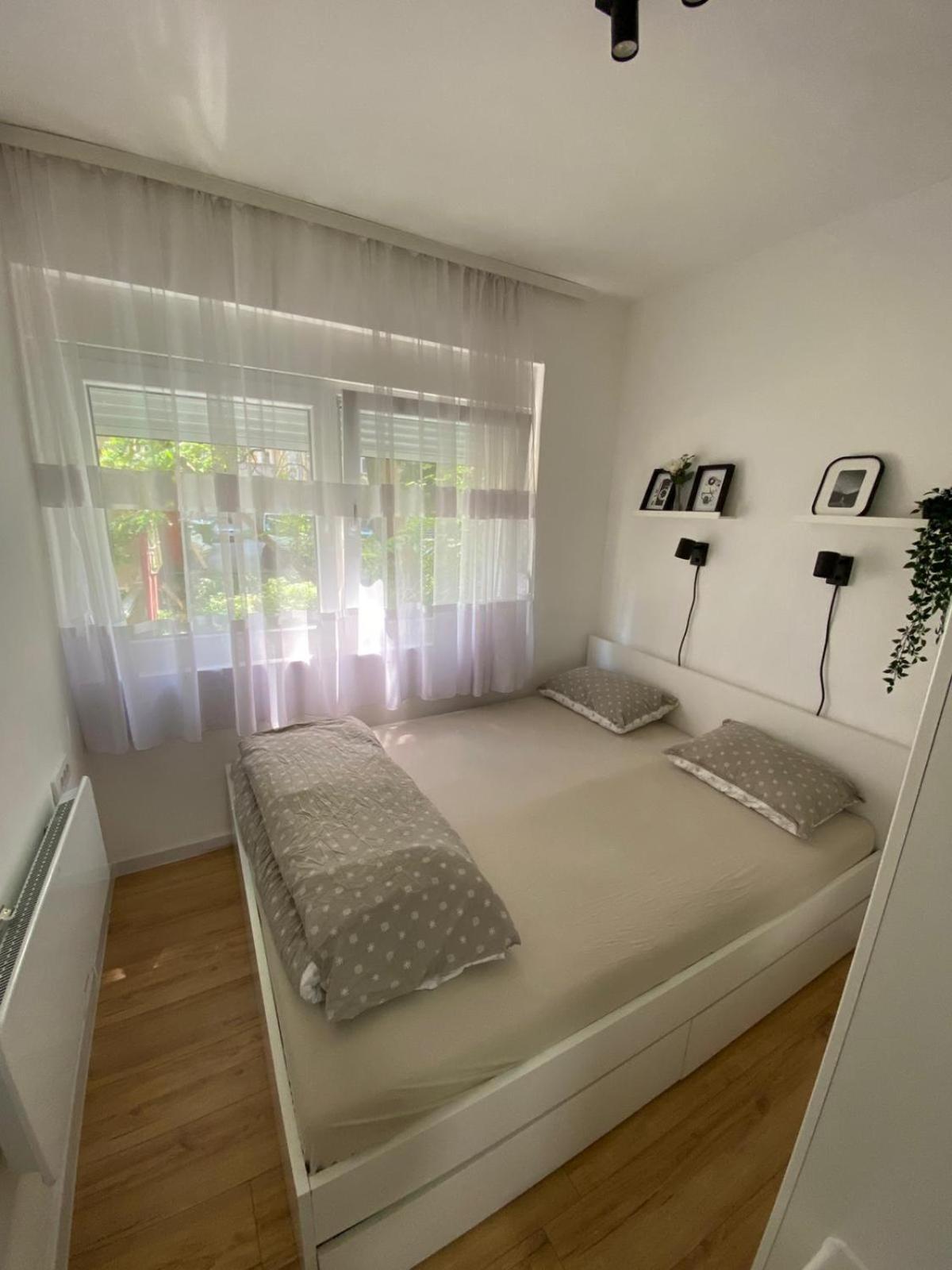 Urban Oasis Apartment Sajmiste Exterior foto